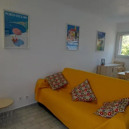 Mini Villa Santa Giulia, Lecci Residence Riviera Piscine 5Min Plage بيت للعطل *