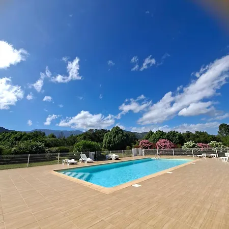 Mini Villa Santa Giulia, Lecci Residence Riviera Piscine 5Min Plage بيت للعطل *