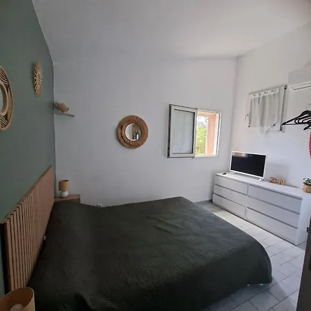 بيت للعطل Mini Villa Santa Giulia, Lecci Residence Riviera Piscine 5Min Plage ليسي
