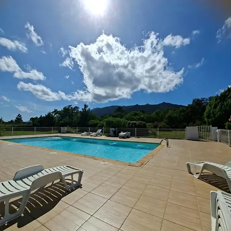 بيت للعطل Mini Villa Santa Giulia, Lecci Residence Riviera Piscine 5Min Plage *
